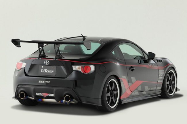 【IIROT】プルオーバー Varis Cooling Hood Bonnet System-1 for Scion FR-S / ZC6