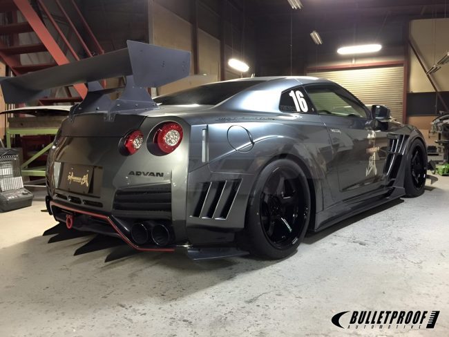 Varis Rear Wide Fender Air Shroud (for KAMIKAZE-R Super Sonic Ver