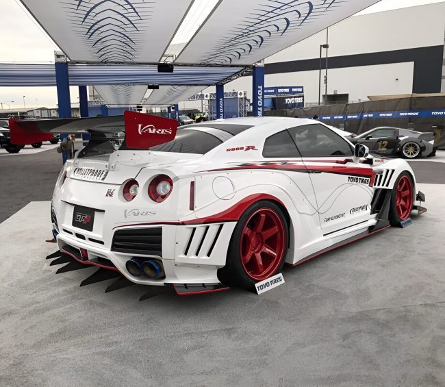 Varis KAMIKAZE-R Swan Neck GT-Wing for R35 Nissan GT-R [VANI-207