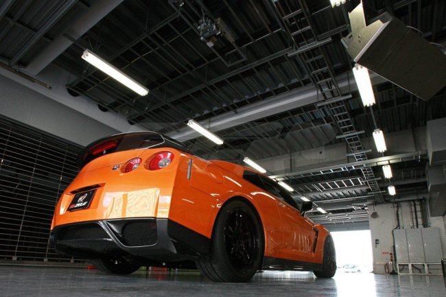 Varis KAMIKAZE-R Super Sonic Rear Under Spoiler for CBA-R35 / DBA